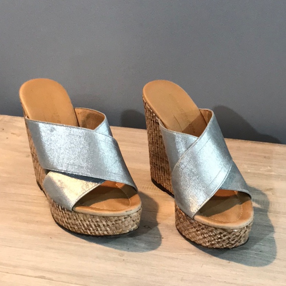 Donald J. Pliner silver platform